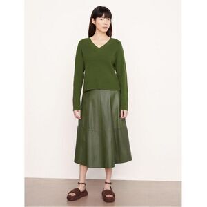 Vince Drop Shoulder V-Neck Sweater Size M Retail $295